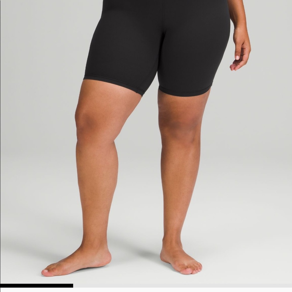 Lululemon biker shirts 8”